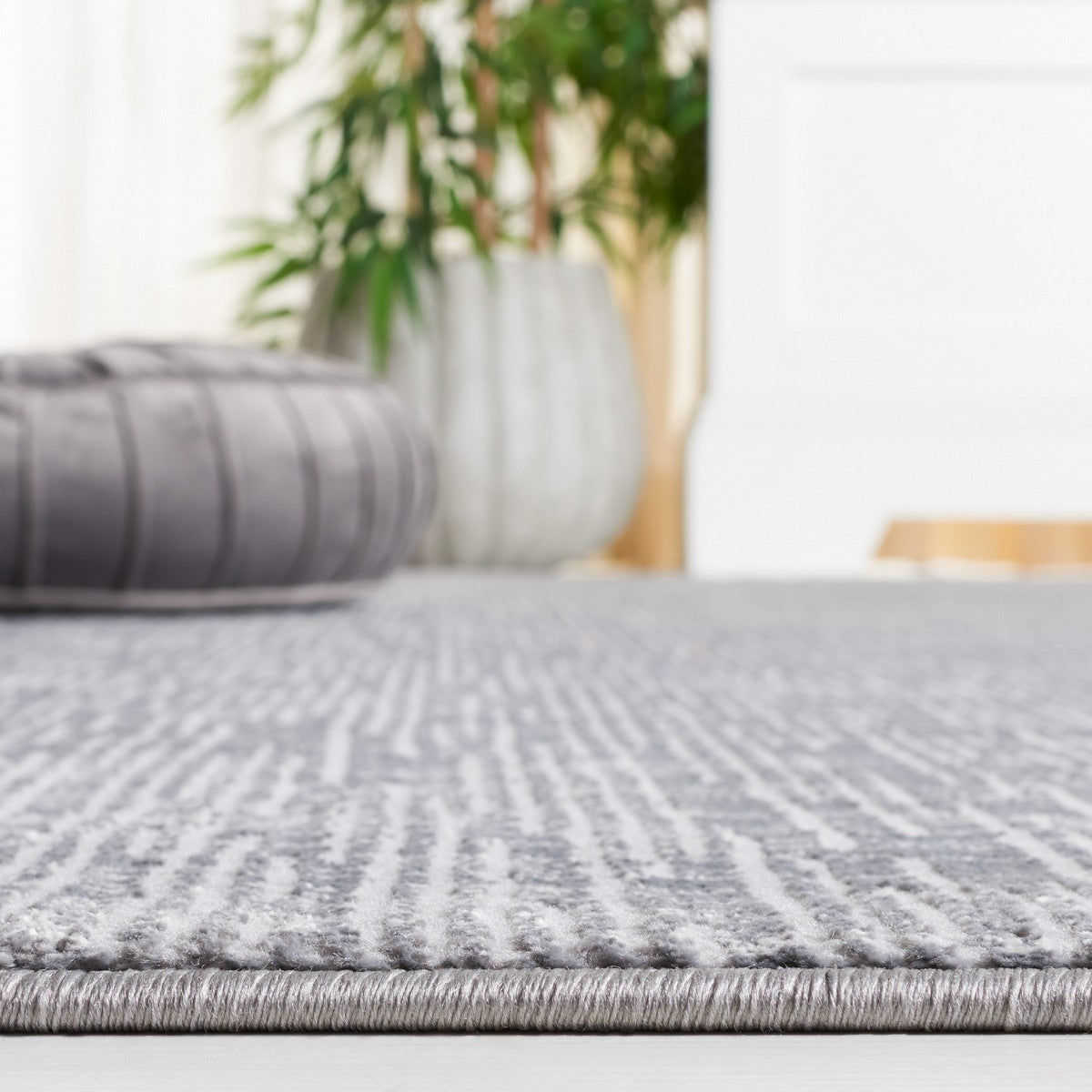 Stylish and Durable Continental Power Loomed Solid & Tonal Area Rug for Every Space