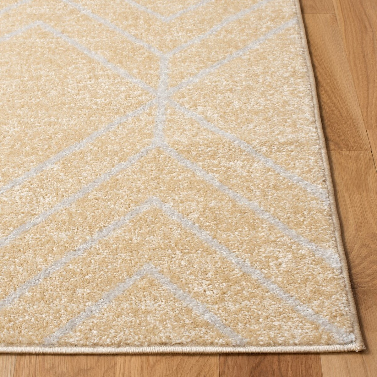 Stylish Adirondack Area Rug: Durable Blend of Polypropylene, Jute & Polyester
