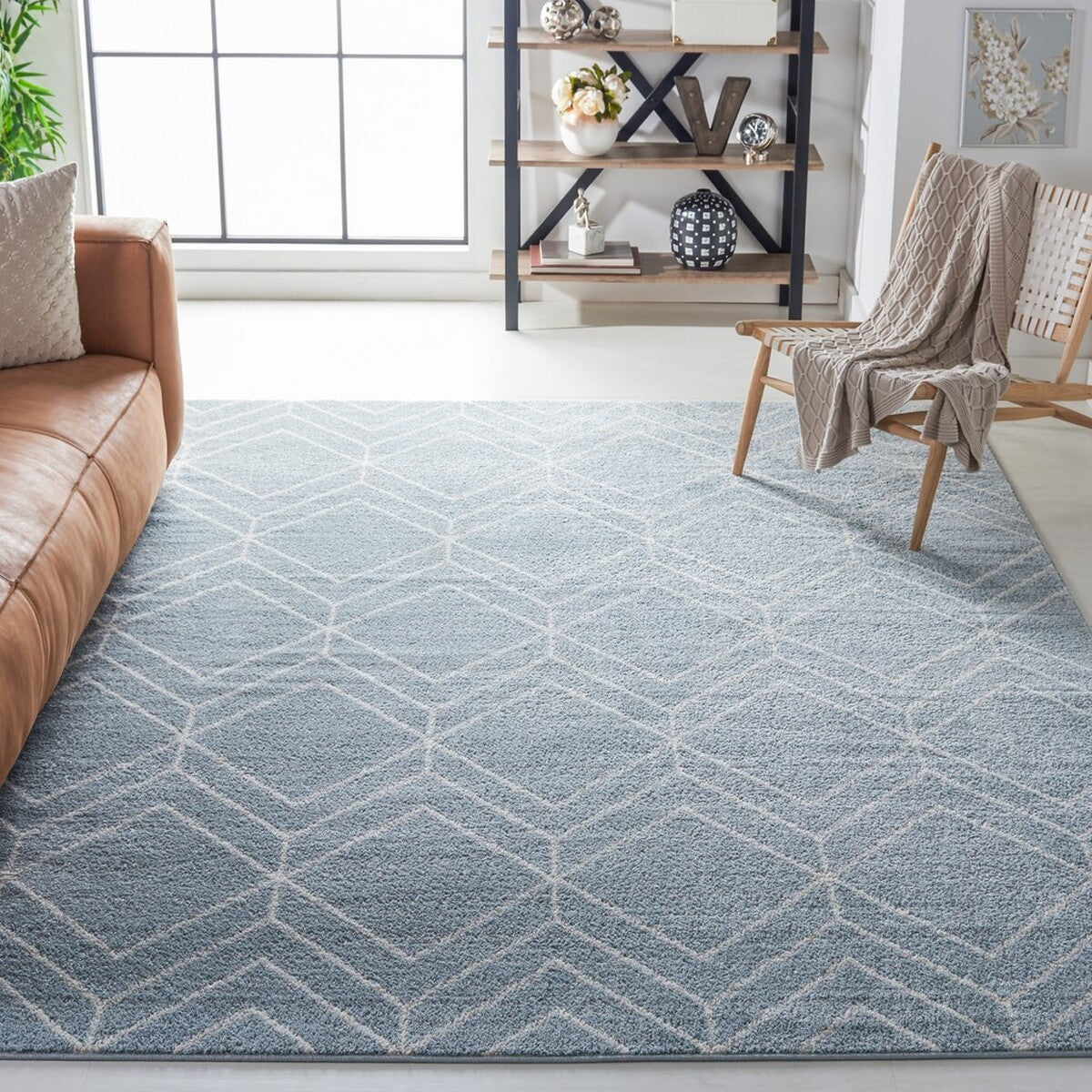 Stylish Adirondack Area Rug: Durable Blend of Polypropylene, Jute & Polyester